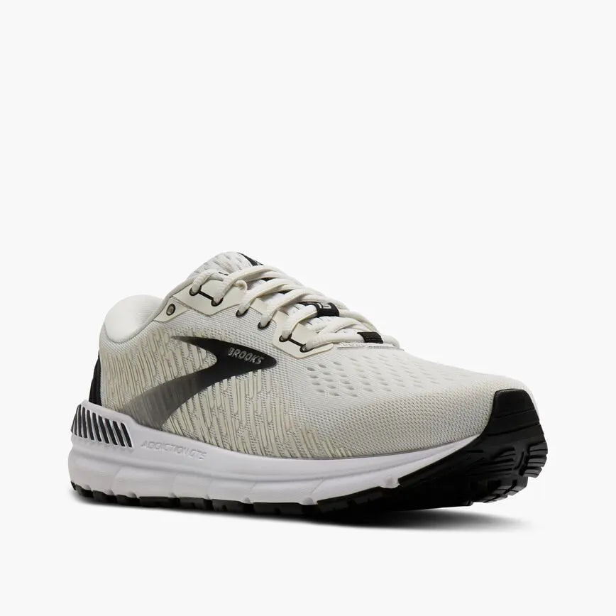 Vaporous Grey/Black/White
