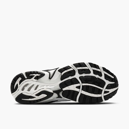 Black/White/Silver