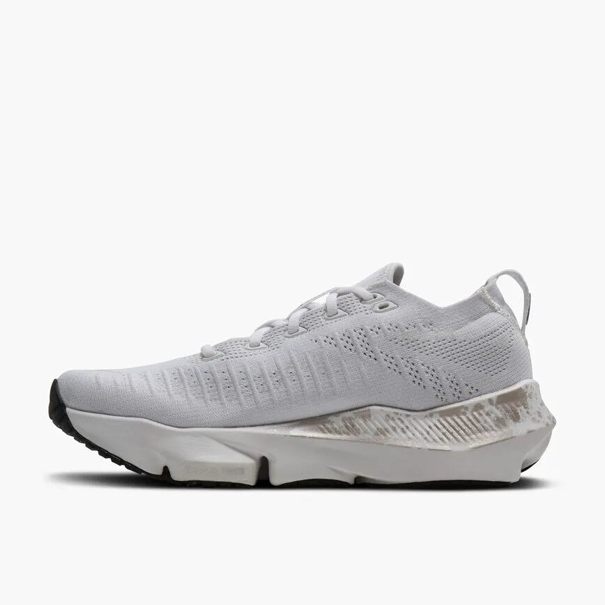White/Oyster/Peach Whip