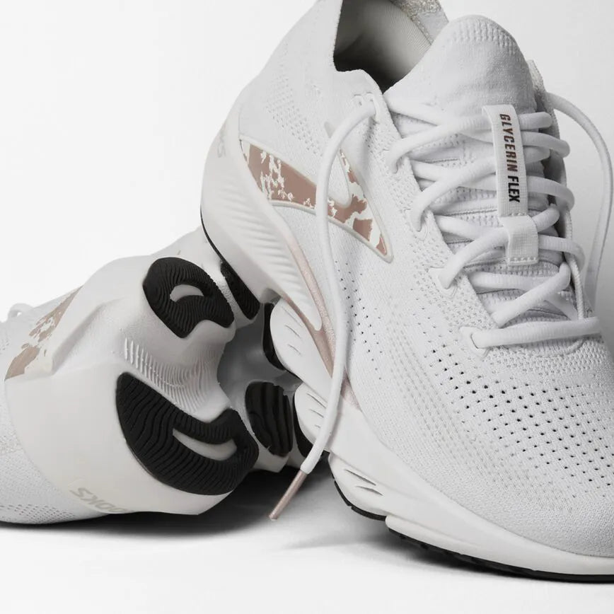 White/Oyster/Peach Whip